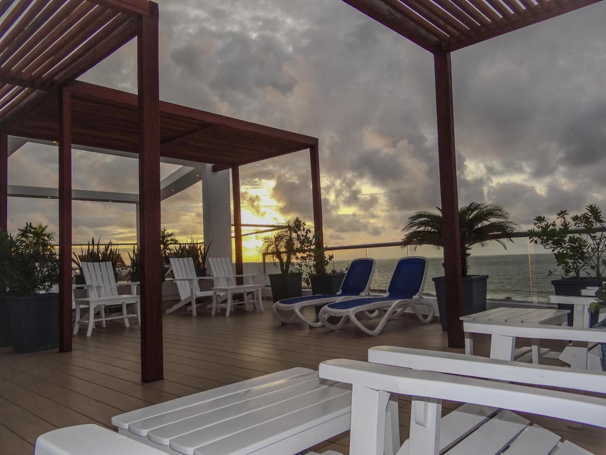 Summer Frente Al Mar Hotel 3*