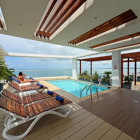 Hotel Summer Frente Al Mar 3*
