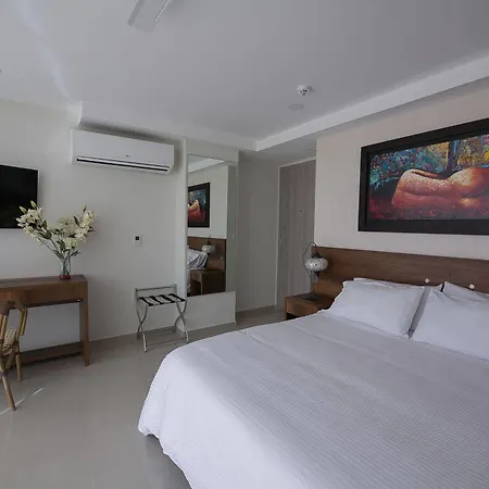 Hotel Hotel Summer Frente Al Mar 3*