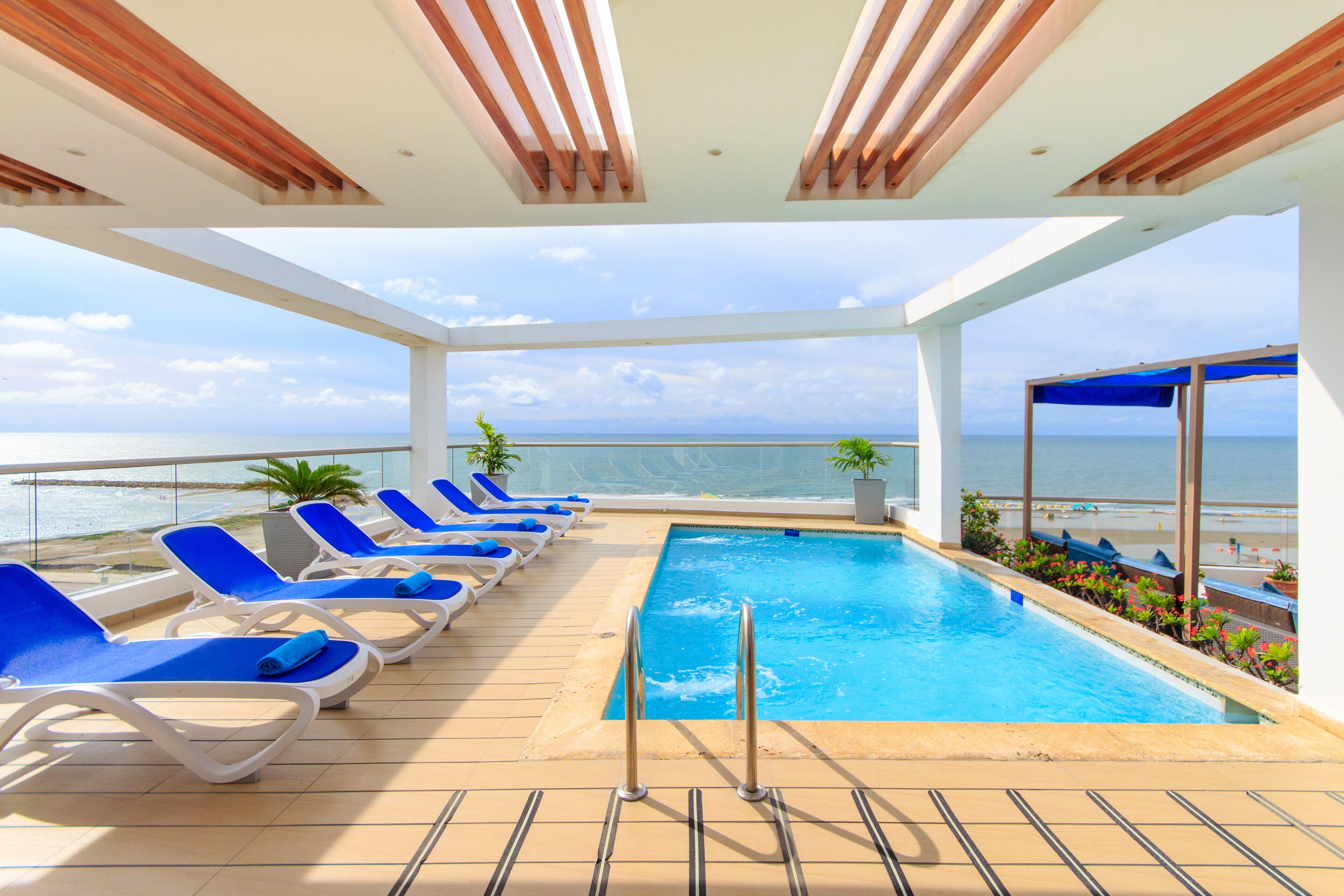 Summer Frente Al Mar