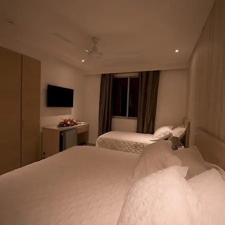 Hotel Summer Frente Al Mar Cartagena